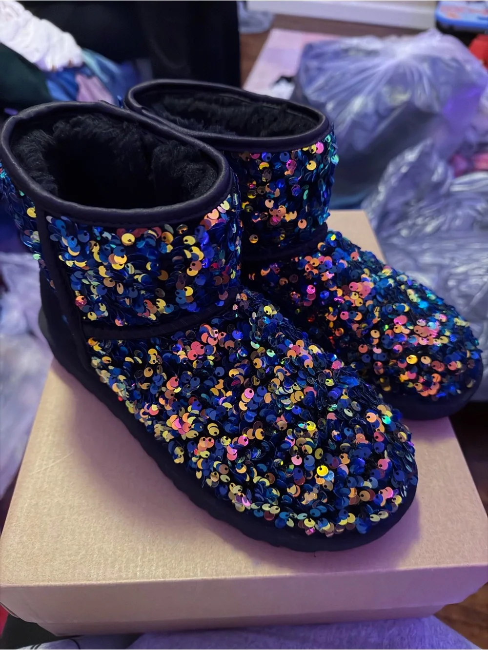 Ugg Women’s(Sparkly)